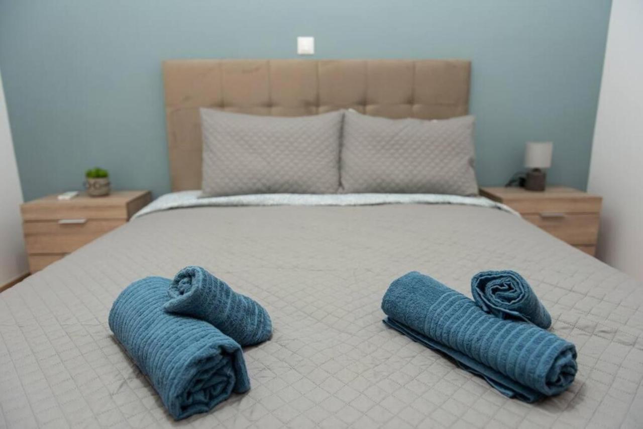 Renovated Spacious Flat 7Min To Subway Station- 雅典 外观 照片